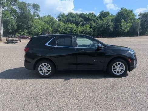 Used 2023 Chevrolet Equinox LT AWD/4WD image 6