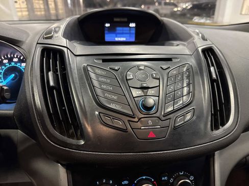 Used 2015 Ford Escape SE image 25