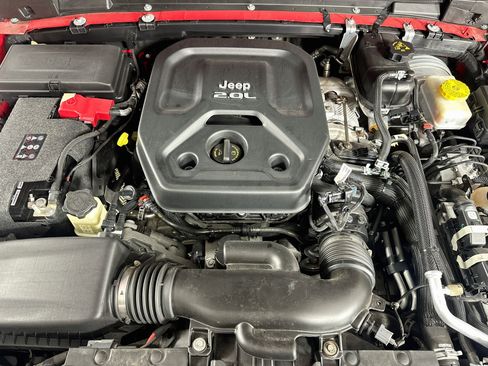 Used 2018 Jeep Wrangler Unlimited Sport S AWD/4WD image 31