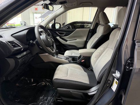 Used 2023 Subaru Forester AWD/4WD image 11