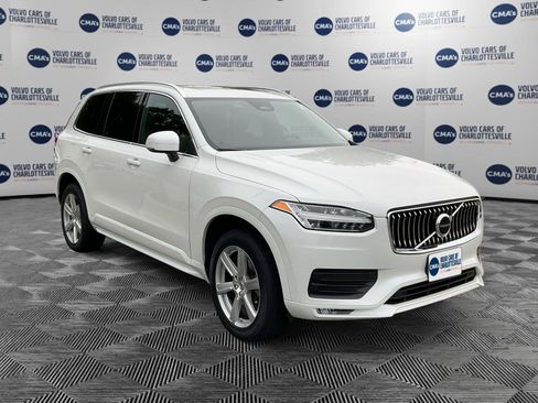 Used 2023 Volvo XC90 B5 Core AWD/4WD image 7