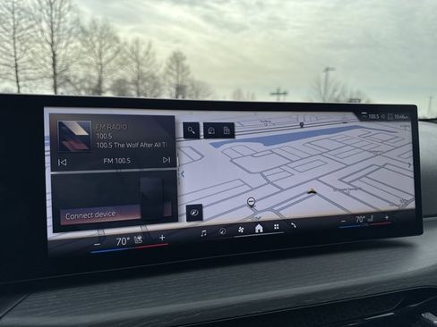 Certified 2025 BMW 330i xDrive Sedan image 13