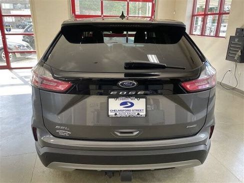 Used 2021 Ford Edge SEL w/ Convenience Package AWD/4WD image 6