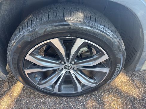 Used 2020 Lexus RX 350L FWD w/ Premium Package image 9