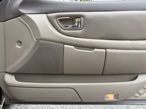 Used 2000 Toyota Avalon XL image 42