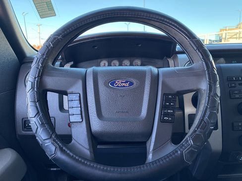 Used 2010 Ford F150 XLT image 18