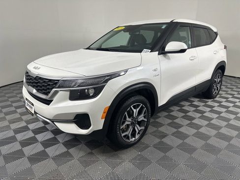 Used 2023 Kia Seltos LX image 7