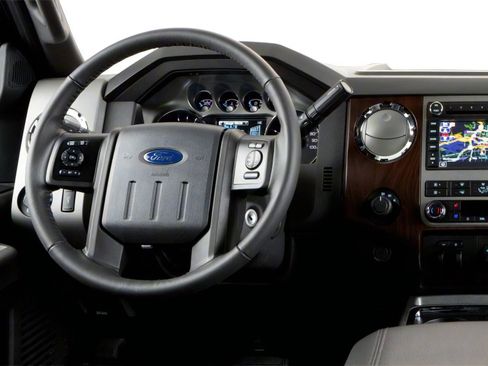 Used 2013 Ford F250 Lariat w/ FX4 Off Road Pkg AWD/4WD image 4