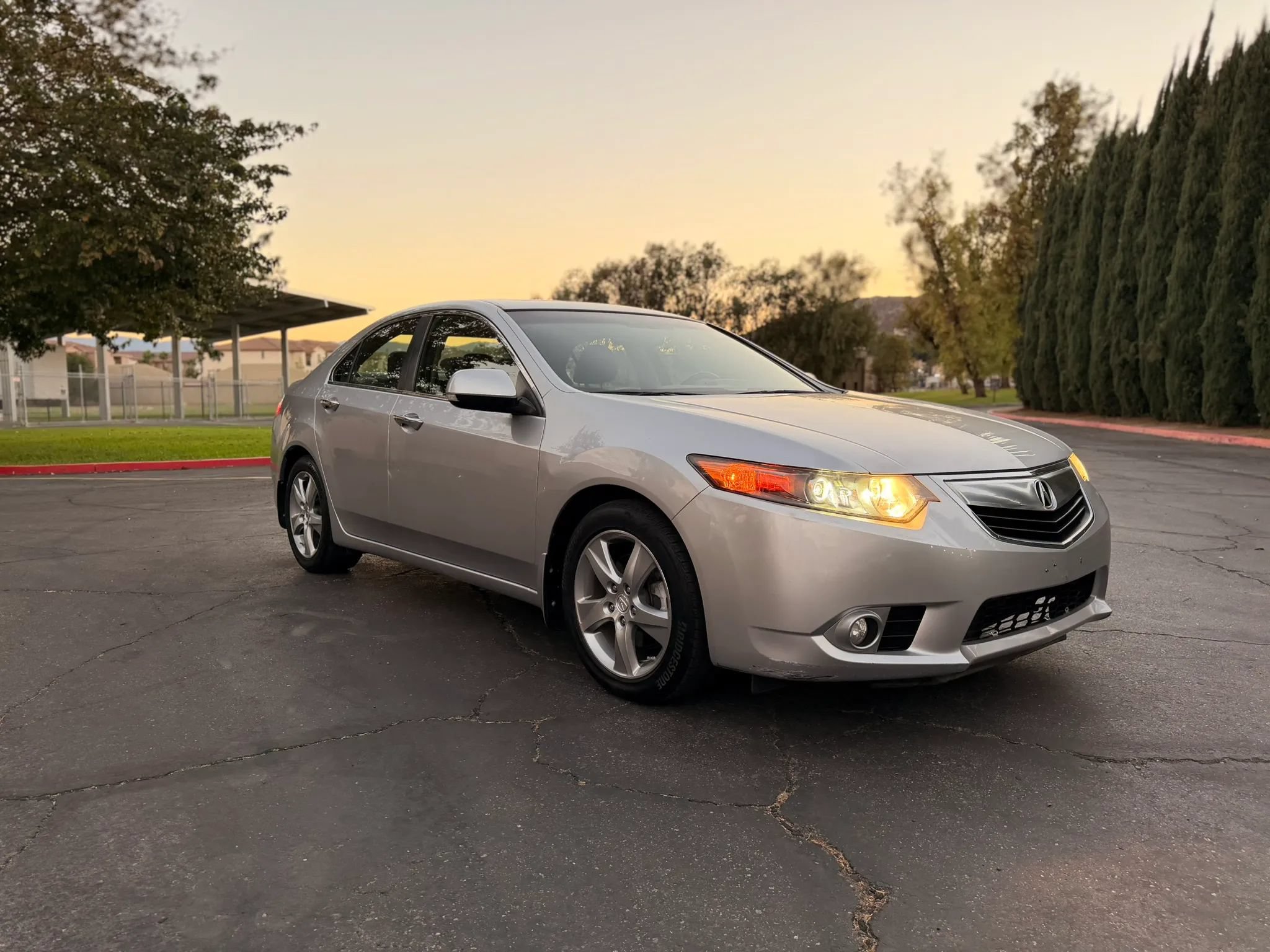 Used 2013 Acura TSX Sedan FWD image 1