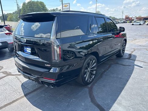 Used 2025 Cadillac Escalade V w/ LPO, Floor Liner Package AWD/4WD image 8