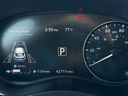 Used 2023 Nissan Kicks SR FWD image 31