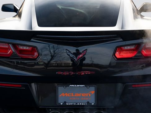 Used 2017 Chevrolet Corvette Stingray Coupe w/ Carbon Flash Badge Package image 16