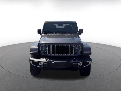 Used 2025 Jeep Wrangler Unlimited Sahara AWD/4WD image 4