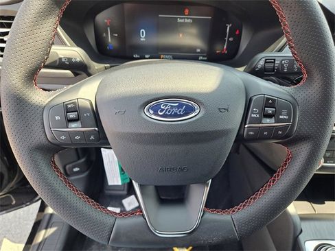 New 2025 Ford Escape ST-Line w/ Equipment Group 301A image 17
