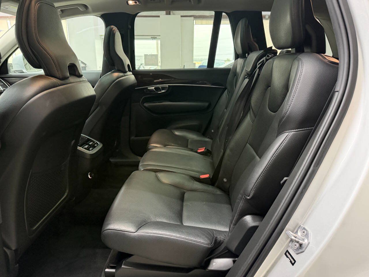 Used 2019 Volvo XC90 T6 Momentum AWD/4WD image 14