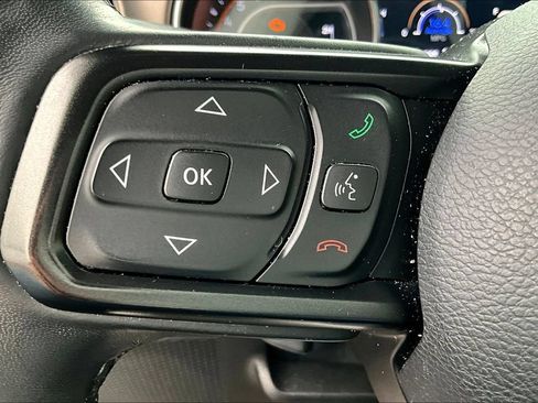 Used 2018 Jeep Wrangler Sport w/ Quick Order Package 24S AWD/4WD image 10