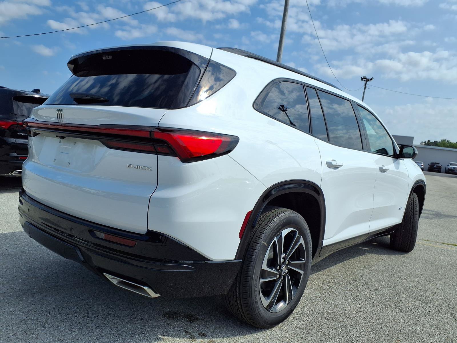 New 2026 Buick Enclave Sport Touring w/ Power Package FWD image 26