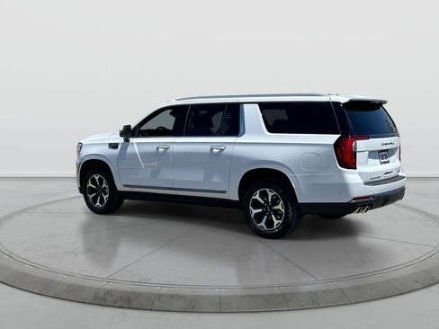 Used 2026 GMC Yukon XL Denali Ultimate AWD/4WD image 6