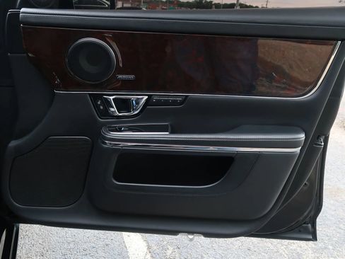 Used 2017 Jaguar XJ R-Sport image 52