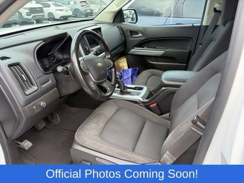 Used 2022 Chevrolet Colorado LT w/ LT Convenience Package RWD image 4