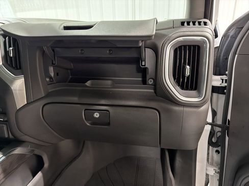 Certified 2022 Chevrolet Silverado 1500 LTZ w/ Technology Package image 25