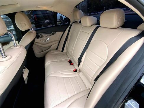 Used 2019 Mercedes-Benz C 300 Sedan image 20