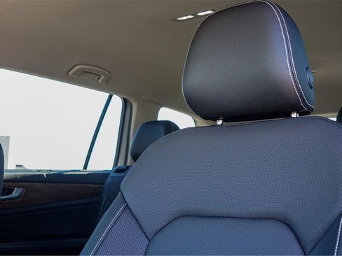 New 2026 Volkswagen Atlas SE image 10