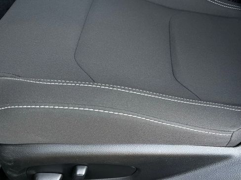 Used 2023 Chevrolet Camaro LT w/ Technology Package image 22