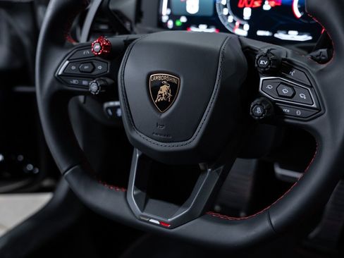 Used 2026 Lamborghini Temerario AWD/4WD image 43