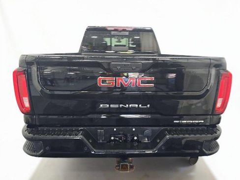 Used 2021 GMC Sierra 2500 Denali w/ Denali Ultimate Package AWD/4WD image 5