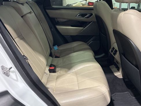 Used 2018 Land Rover Range Rover Velar R-Dynamic SE AWD/4WD image 14