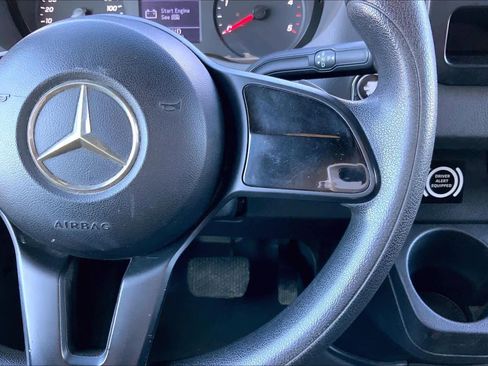 Used 2019 Mercedes-Benz Sprinter 170 image 25