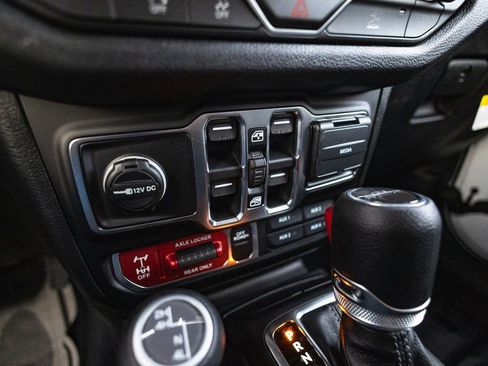 New 2026 Jeep Gladiator Willys image 17