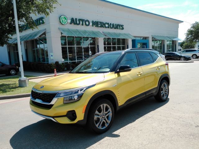 Used 2021 Kia Seltos S AWD/4WD image 1