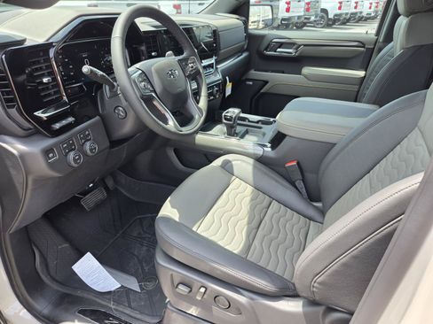 New 2026 Chevrolet Silverado 1500 ZR2 w/ Dark Appearance Package AWD/4WD image 14