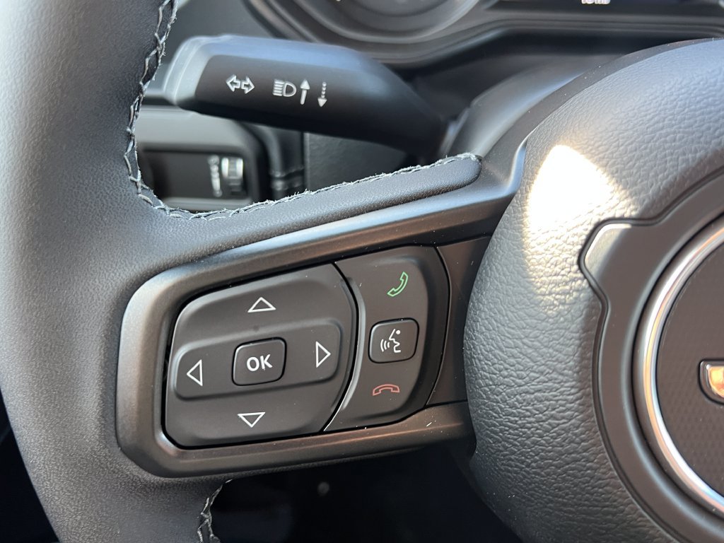 New 2026 Jeep Gladiator Sport AWD/4WD image 17