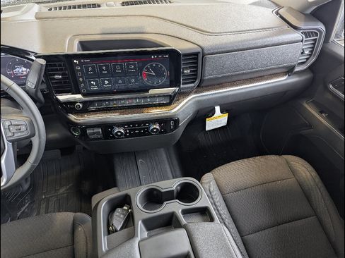 New 2026 GMC Sierra 1500 SLE w/ X31 Off-Road Package AWD/4WD image 20