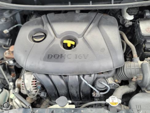 Used 2013 Hyundai Elantra GT w/ Touch & Go Pkg image 12