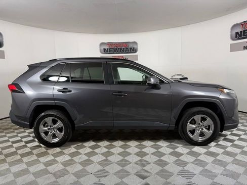 Used 2024 Toyota RAV4 XLE FWD image 17