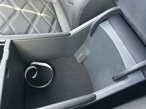 New 2026 Volkswagen Atlas Cross Sport SE image 58