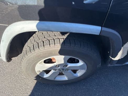 Used 2012 Jeep Grand Cherokee Laredo image 8