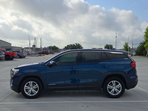 Used 2020 GMC Terrain SLE image 6