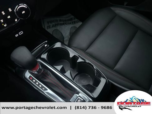 Used 2024 Chevrolet Trax RS w/ Sunroof Package FWD image 26