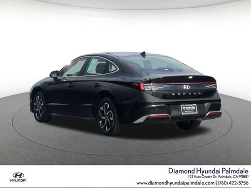 Used 2025 Hyundai Sonata SEL FWD image 5