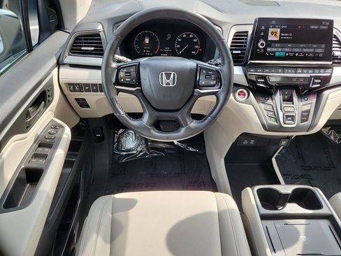 Certified 2025 Honda Odyssey EX-L image 12