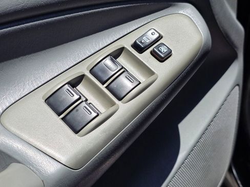 Used 2007 Toyota Tacoma PreRunner RWD image 28