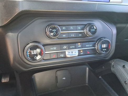 Used 2023 Ford Bronco Raptor w/ Interior Carbon Fiber Pack 6 AWD/4WD image 37