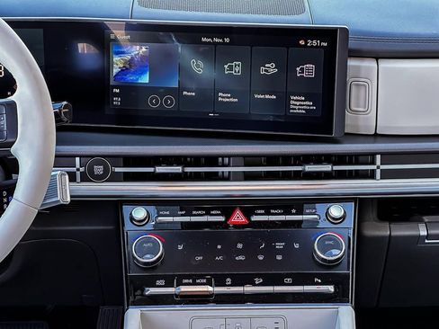 Used 2026 Hyundai Santa Fe SEL image 29