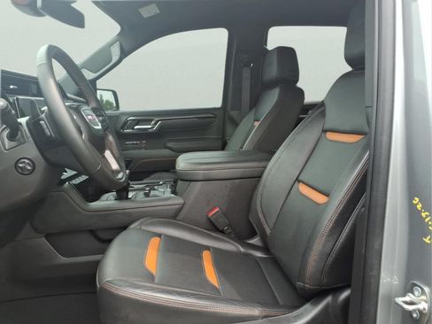Used 2025 GMC Sierra 1500 AT4 AWD/4WD image 15