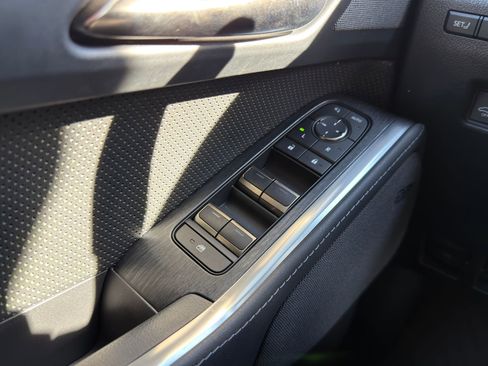 Used 2024 Lexus GX 550 image 21